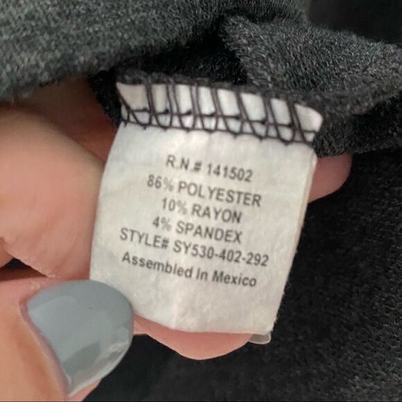 Circle X Need Space Graphic Long Sleeve Top Small - Picture 6 of 7